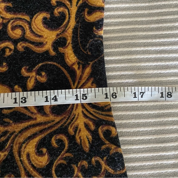 ♥️PARIS—‘Leo Guy’ VERY cool Knit Dress … Versace- Esq print — Soft & Stretchy ♥️ - Picture 14 of 15